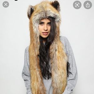 CLOSET SALE Spirit Hood 🦊❤️